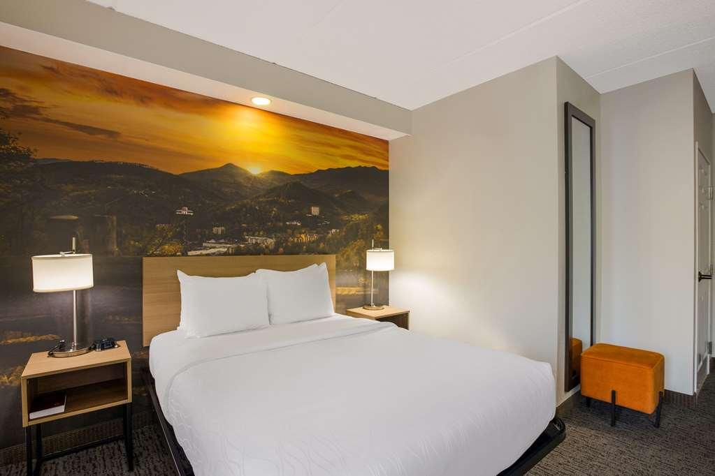 Clarion Pointe Sevierville-Pigeon Forge Room photo