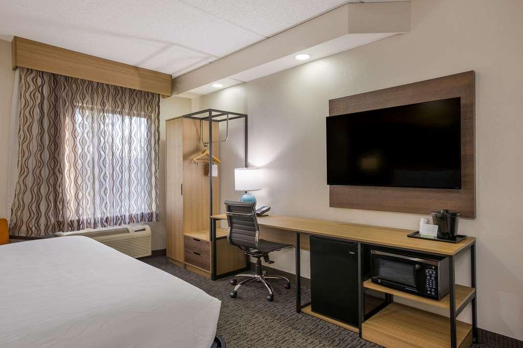 Clarion Pointe Sevierville-Pigeon Forge Room photo