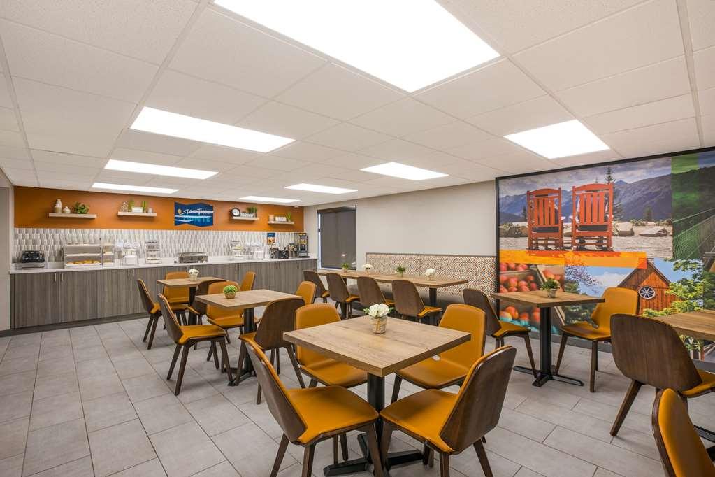 Clarion Pointe Sevierville-Pigeon Forge Restaurant photo