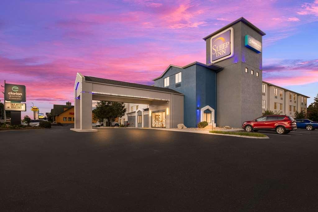 Clarion Pointe Sevierville-Pigeon Forge Exterior photo