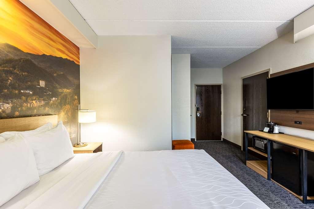 Clarion Pointe Sevierville-Pigeon Forge Room photo