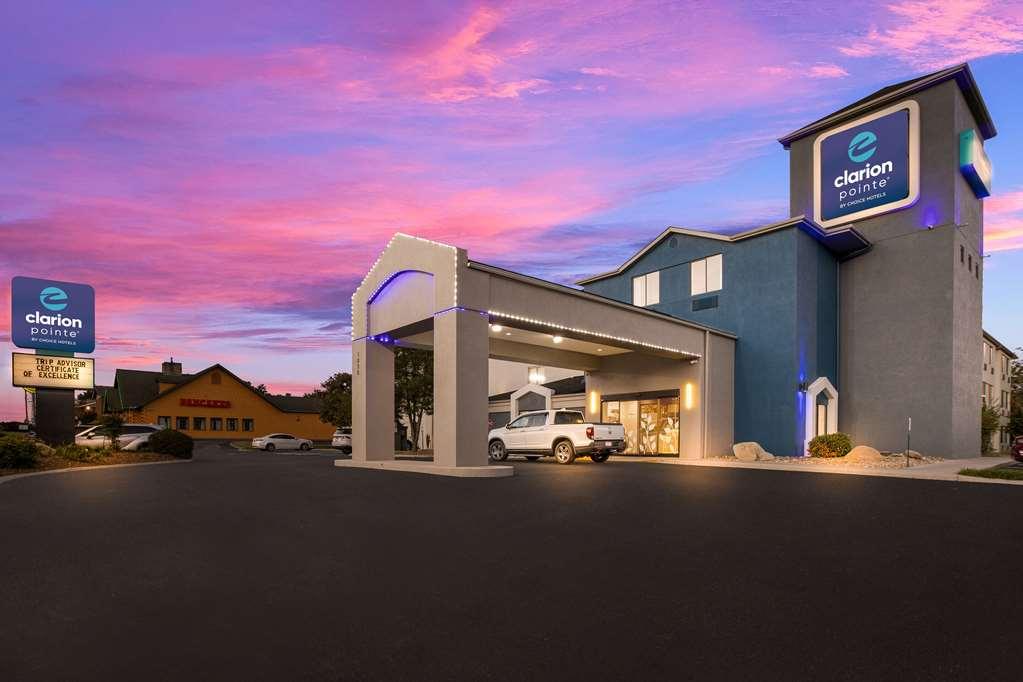 Clarion Pointe Sevierville-Pigeon Forge Exterior photo